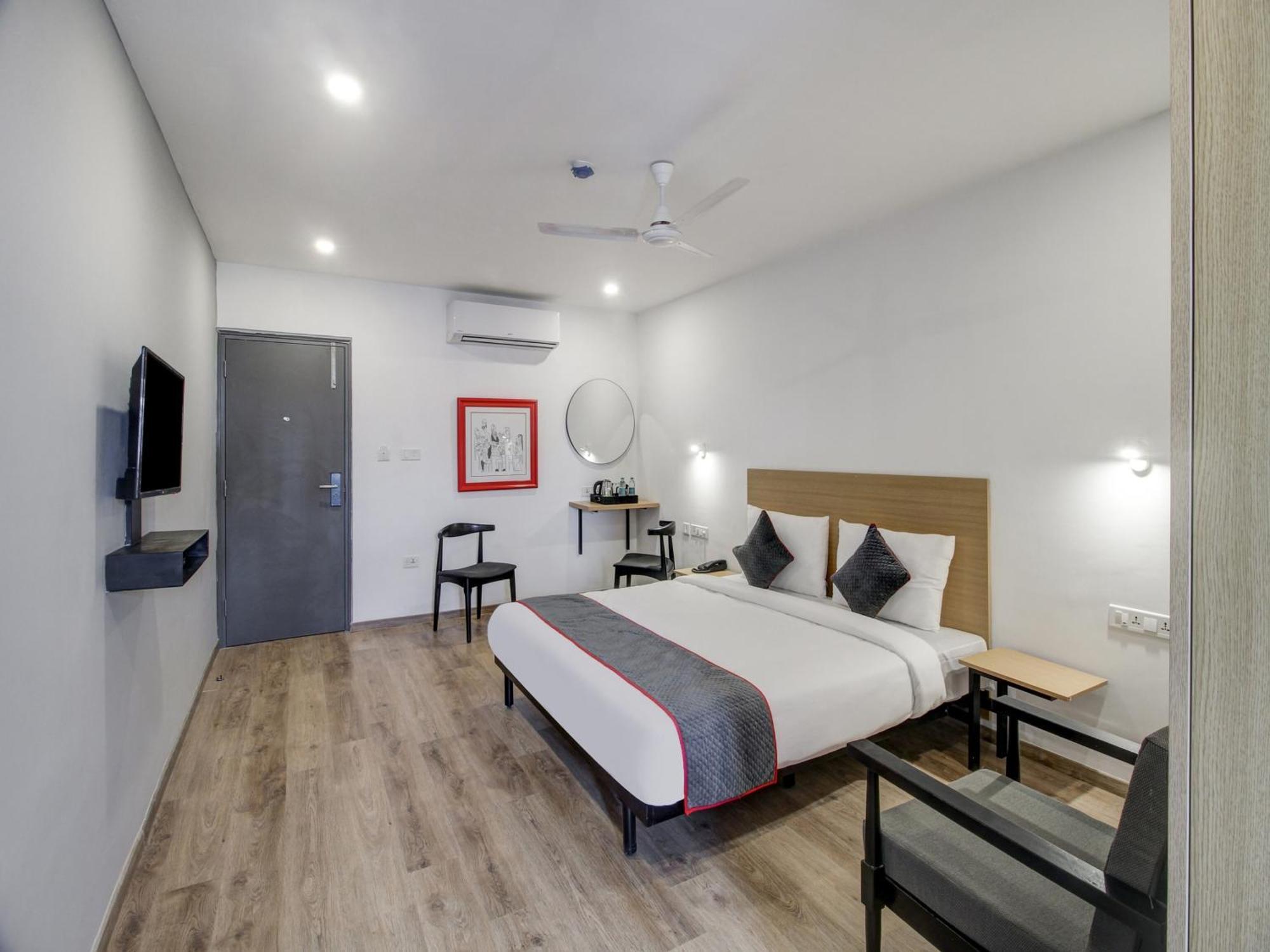Super Townhouse Rcc Majestic 397 Lb Nagar Hotel Hyderabad Luaran gambar