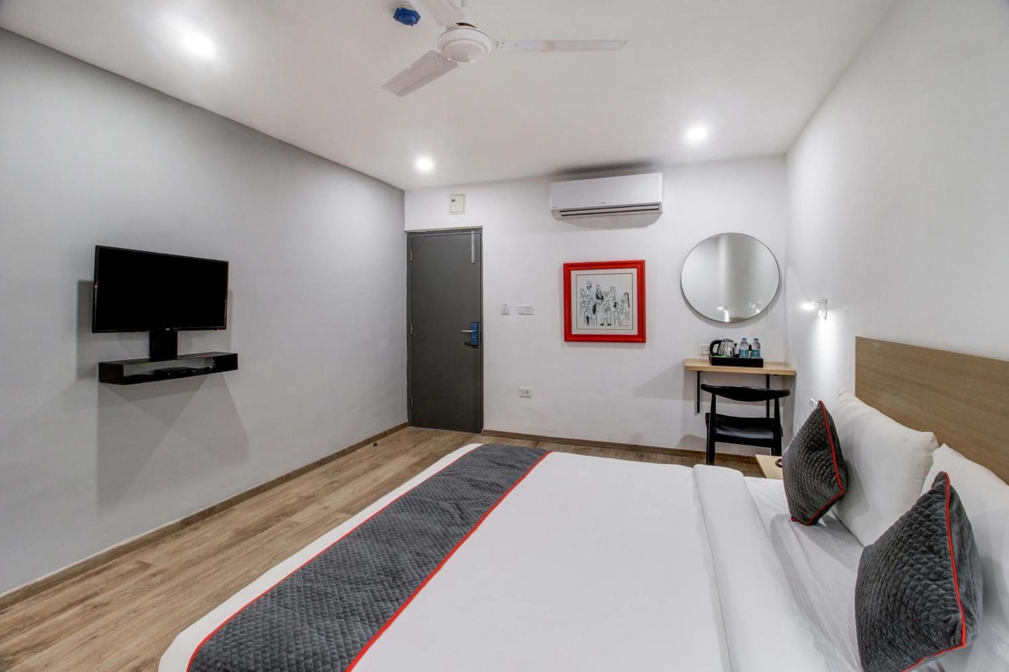 Super Townhouse Rcc Majestic 397 Lb Nagar Hotel Hyderabad Luaran gambar