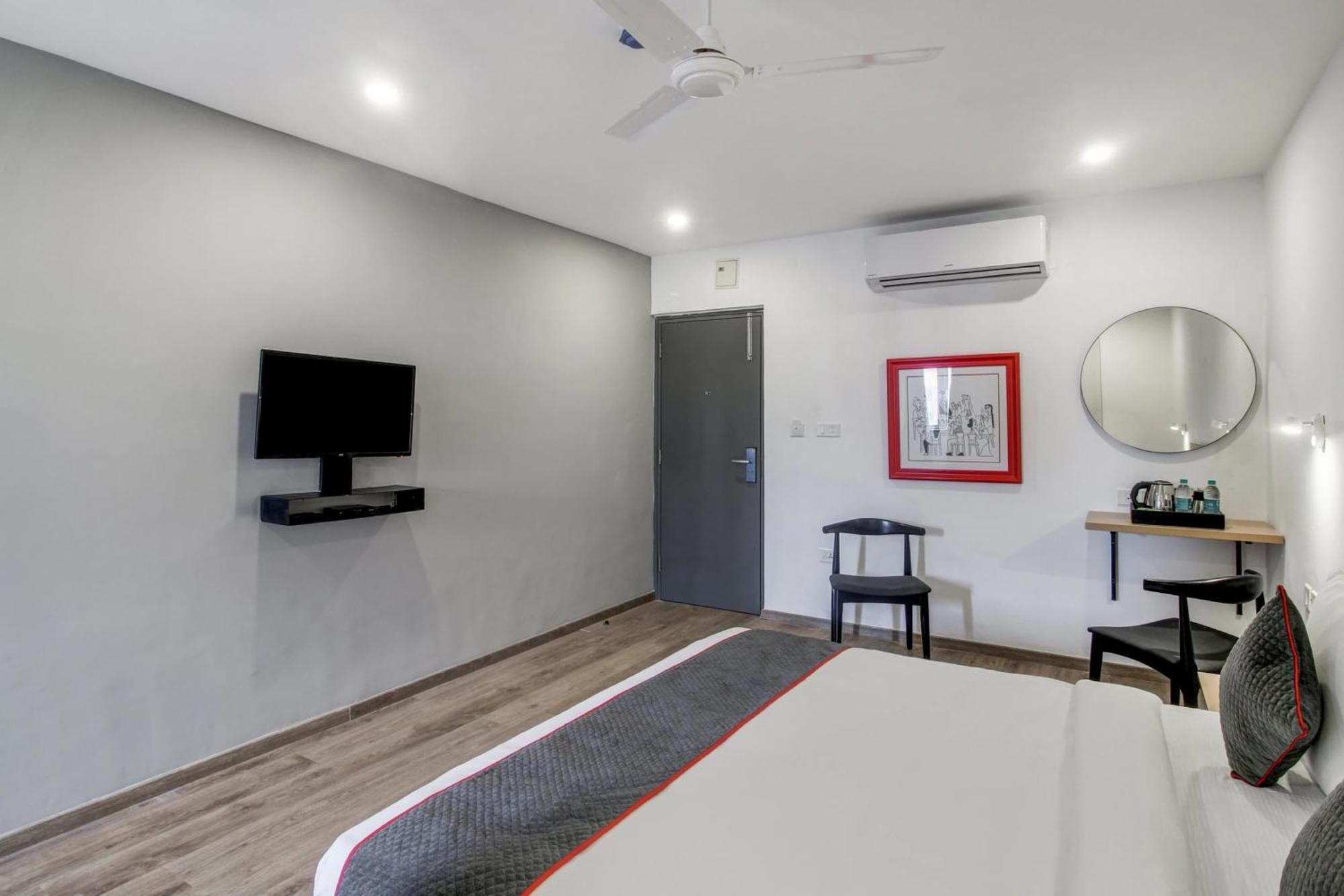 Super Townhouse Rcc Majestic 397 Lb Nagar Hotel Hyderabad Luaran gambar