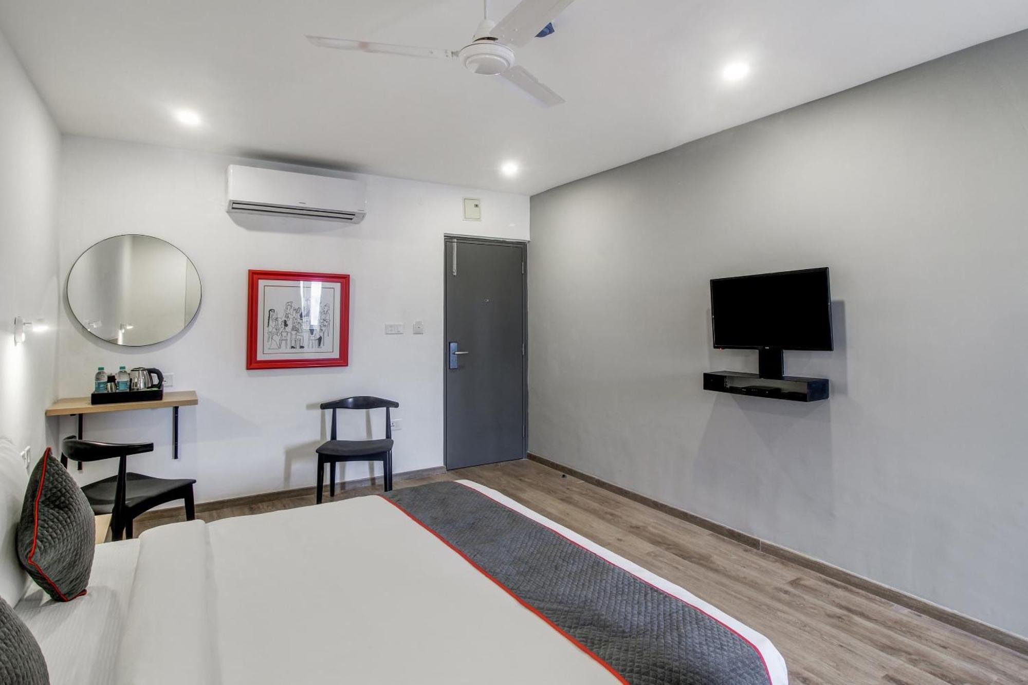 Super Townhouse Rcc Majestic 397 Lb Nagar Hotel Hyderabad Luaran gambar