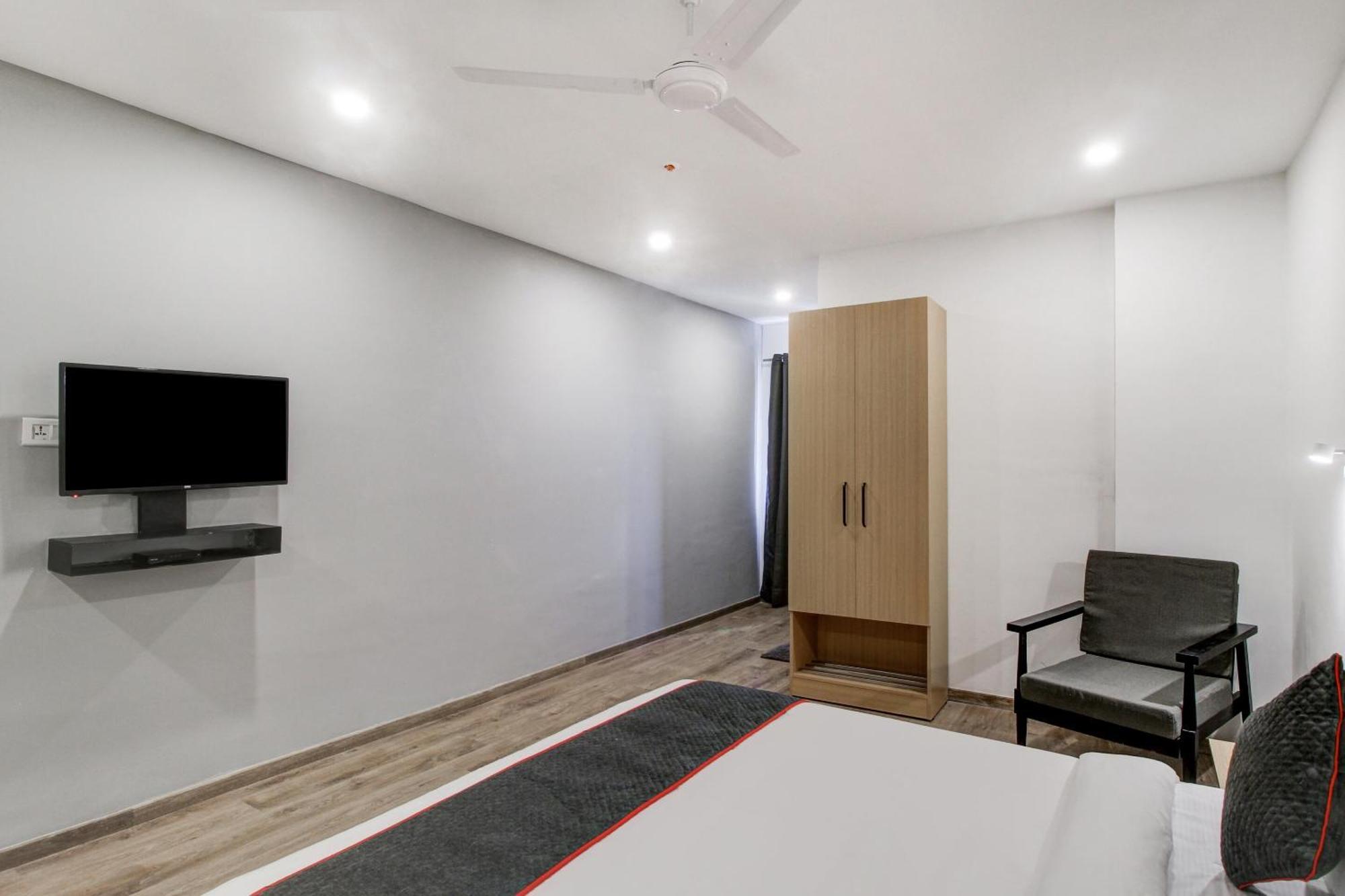 Super Townhouse Rcc Majestic 397 Lb Nagar Hotel Hyderabad Luaran gambar