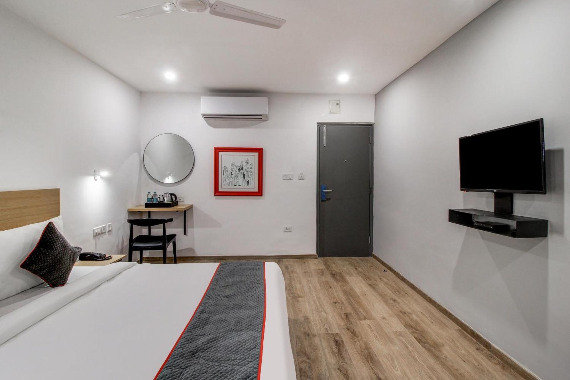 Super Townhouse Rcc Majestic 397 Lb Nagar Hotel Hyderabad Luaran gambar