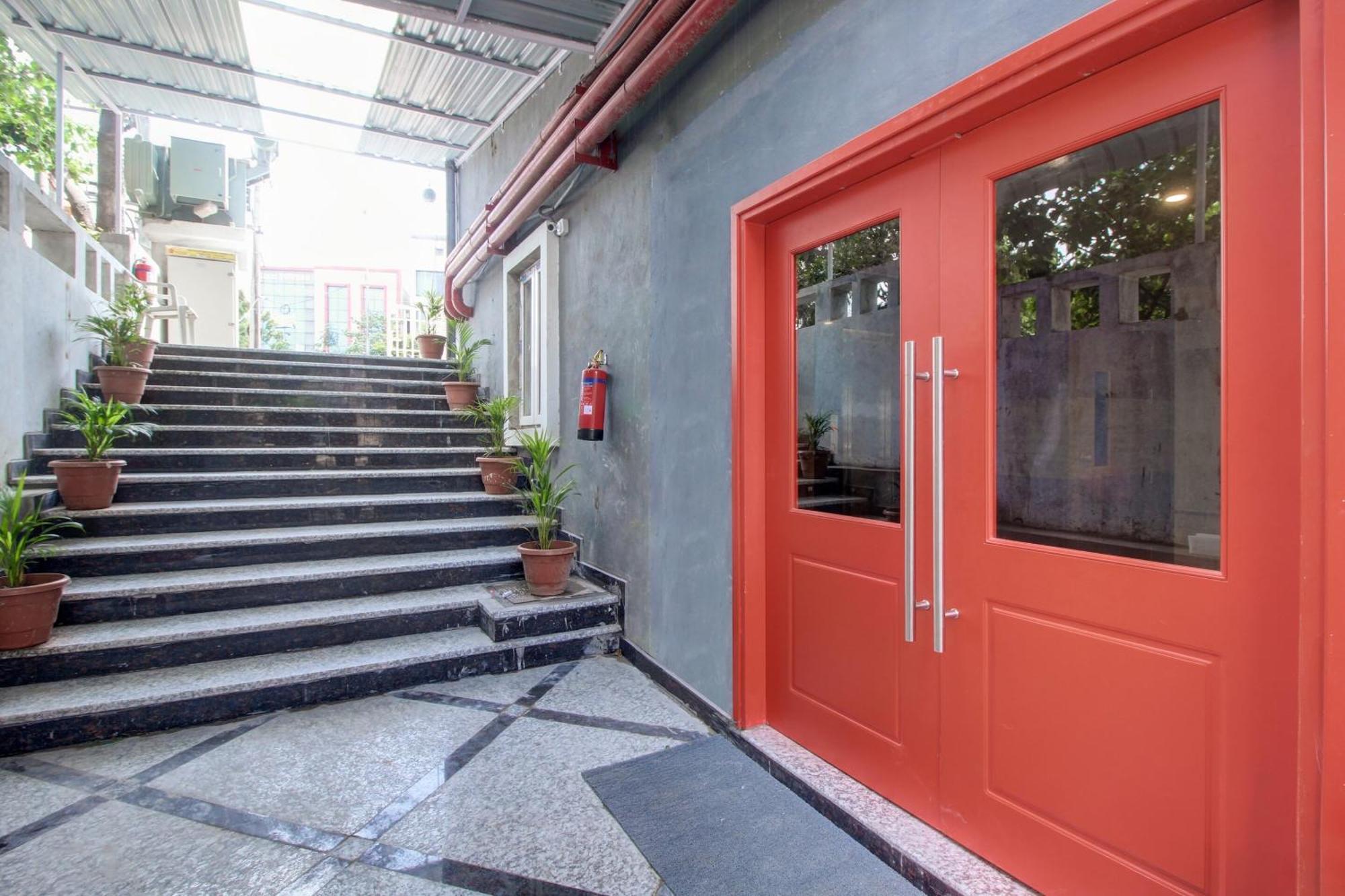Super Townhouse Rcc Majestic 397 Lb Nagar Hotel Hyderabad Luaran gambar