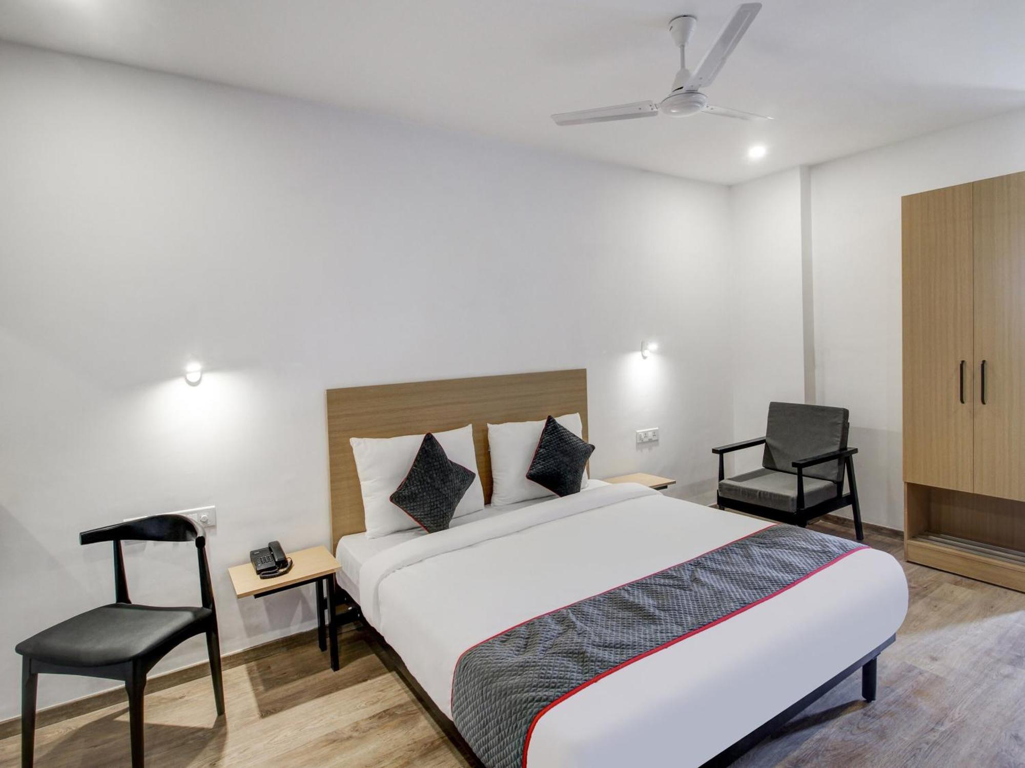 Super Townhouse Rcc Majestic 397 Lb Nagar Hotel Hyderabad Luaran gambar